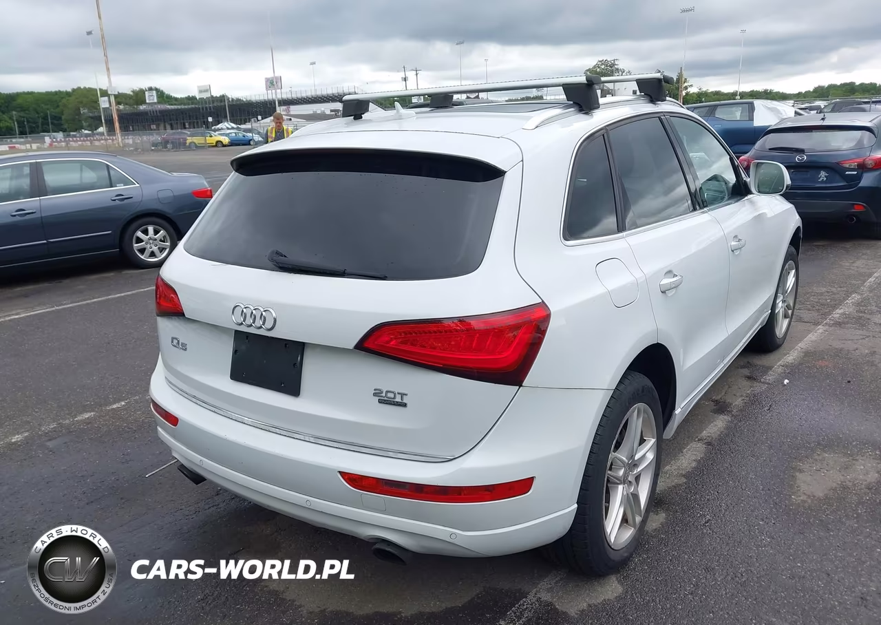 2016 Audi Q5 2.0T Premium VIN:WA1L2AFP2GA115313 - 4