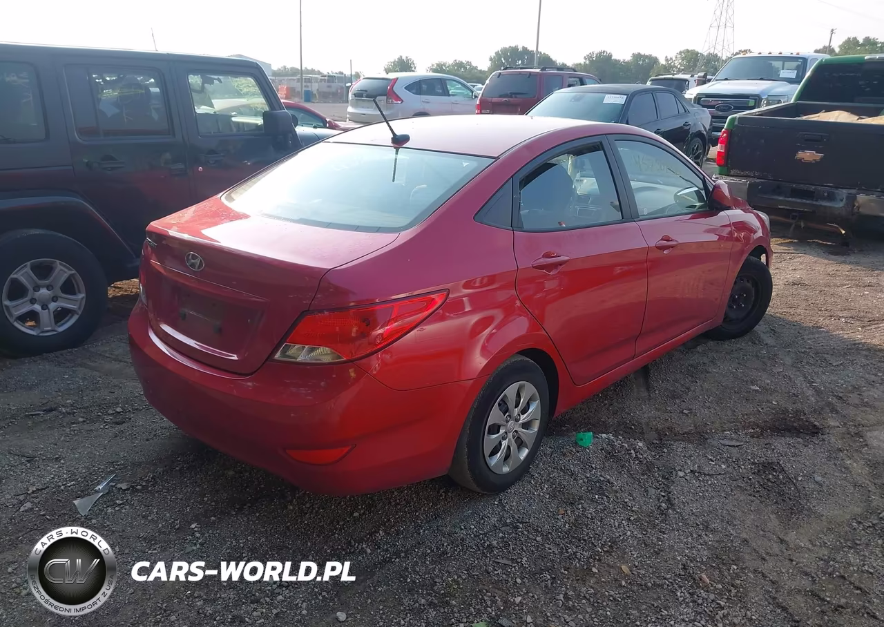 2015 Hyundai Accent Gls VIN:KMHCT4AE7FU881637 - 4
