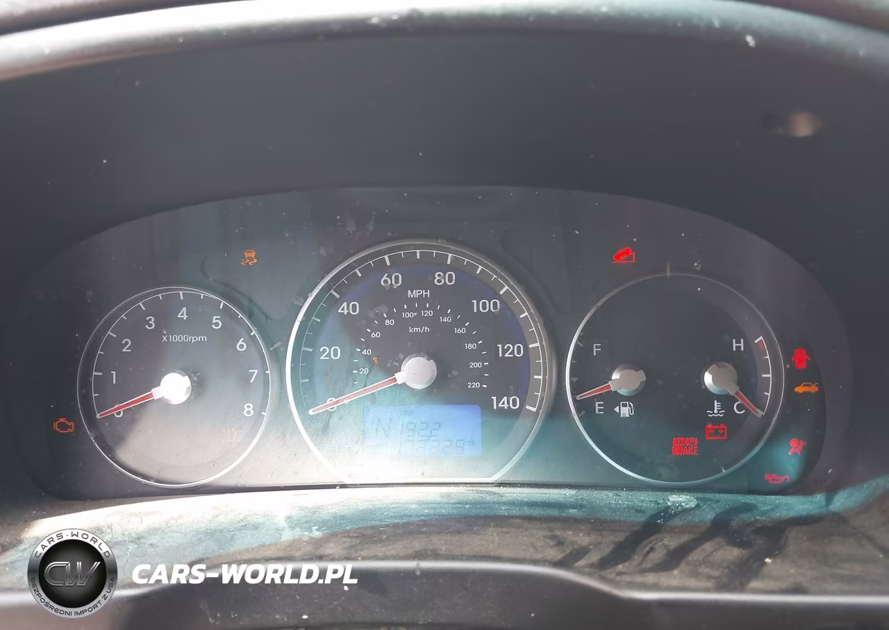 2012 Hyundai Santa Fe Limited V6 VIN:5XYZKDAG6CG112286 - 7
