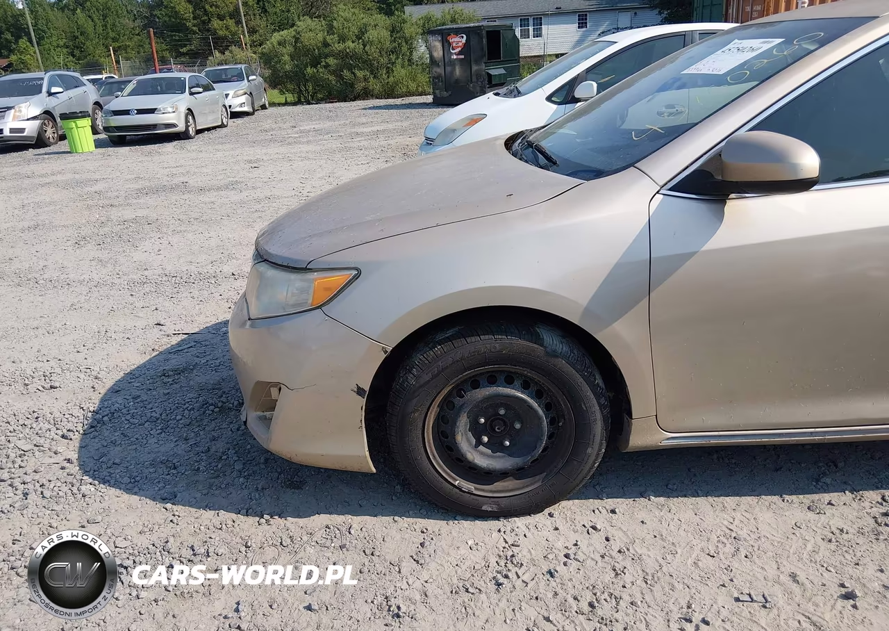 2012 Toyota Camry Le VIN:4T1BF1FK0CU078664 - 13