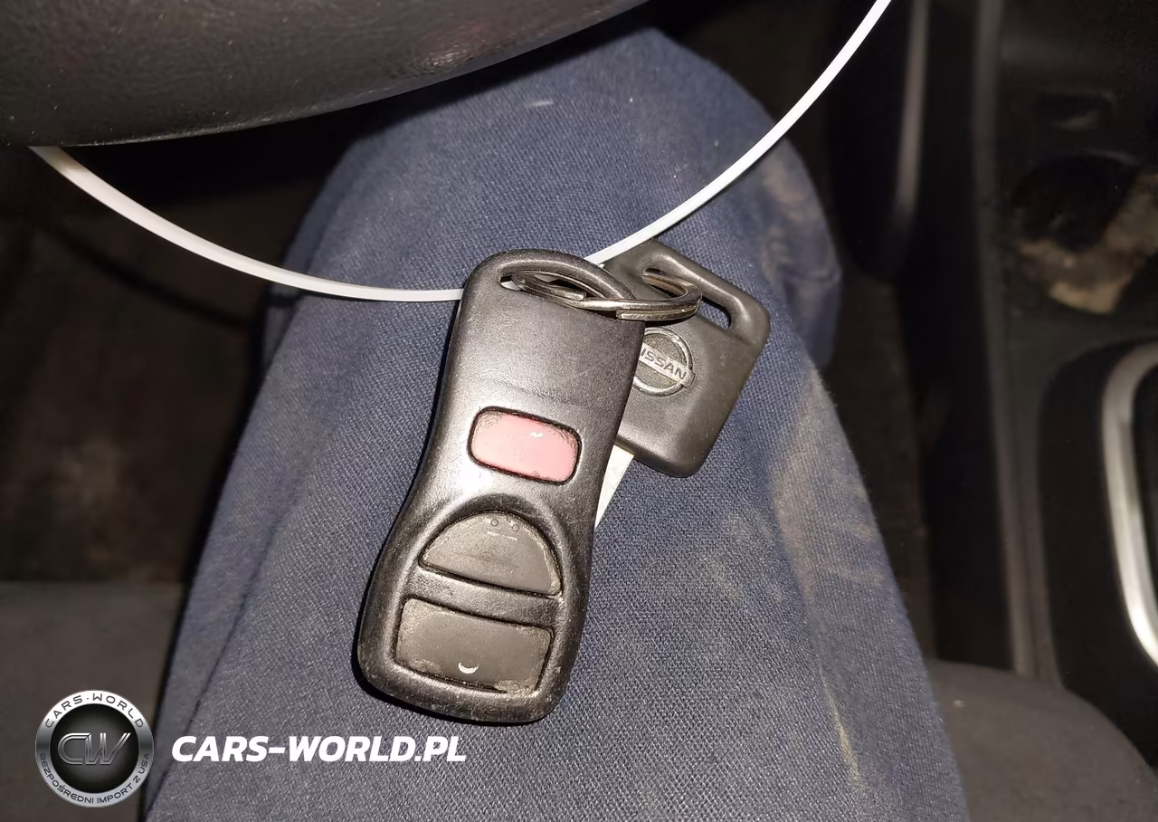 2009 Nissan Versa 1.8S VIN:3N1BC13E49L374675 - 11