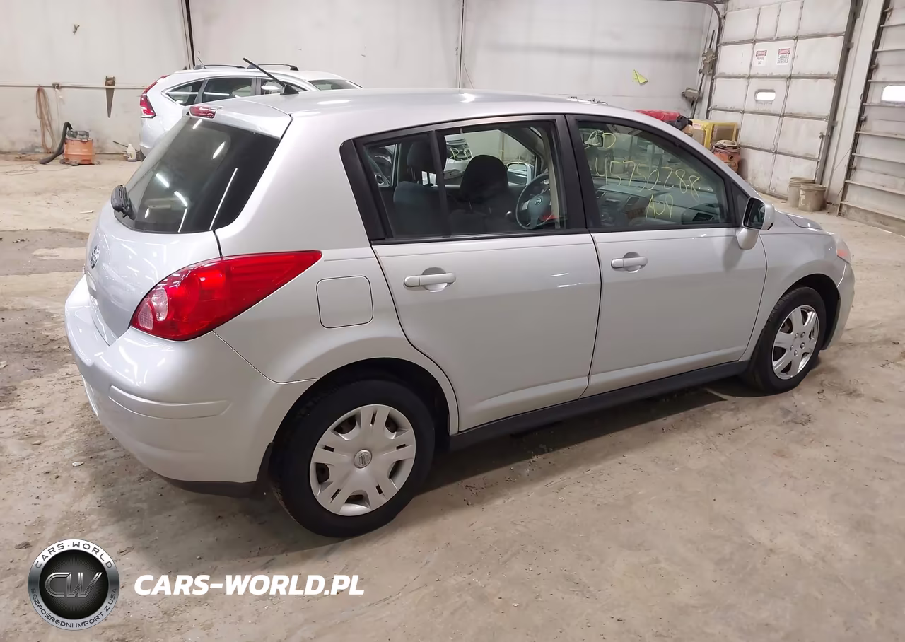 2009 Nissan Versa 1.8S VIN:3N1BC13E49L374675 - 4
