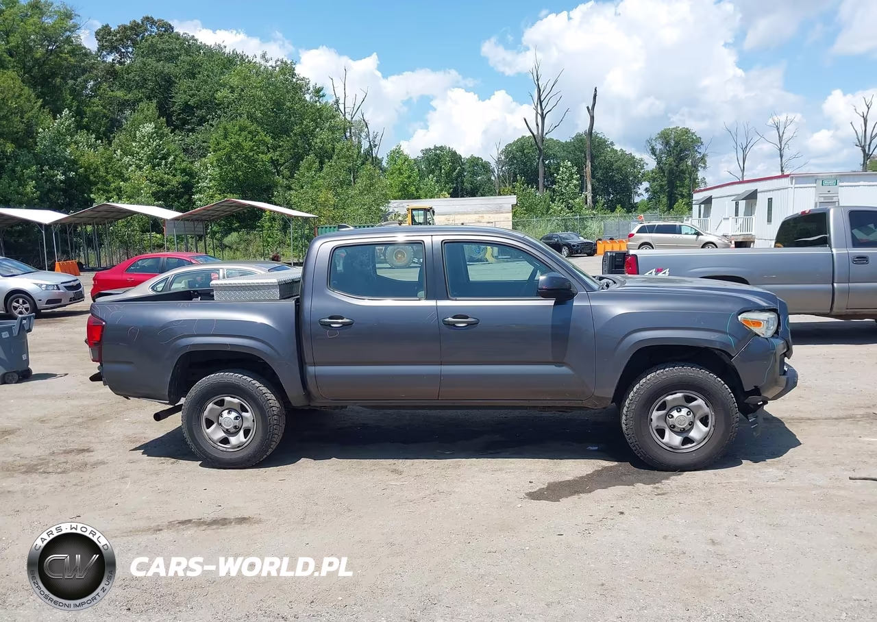 2018 Toyota Tacoma Sr VIN:5TFAX5GN4JX110914 - 14