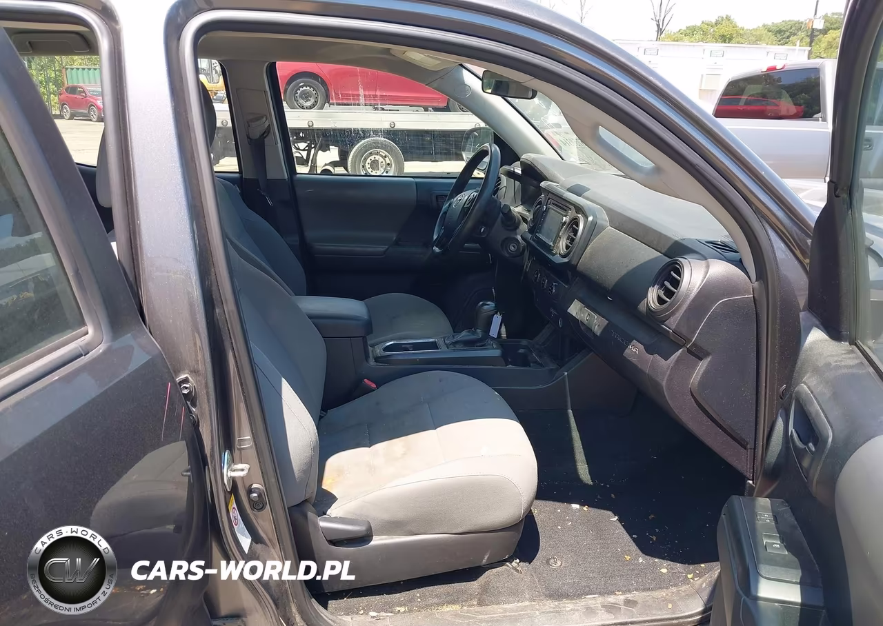 2018 Toyota Tacoma Sr VIN:5TFAX5GN4JX110914 - 5