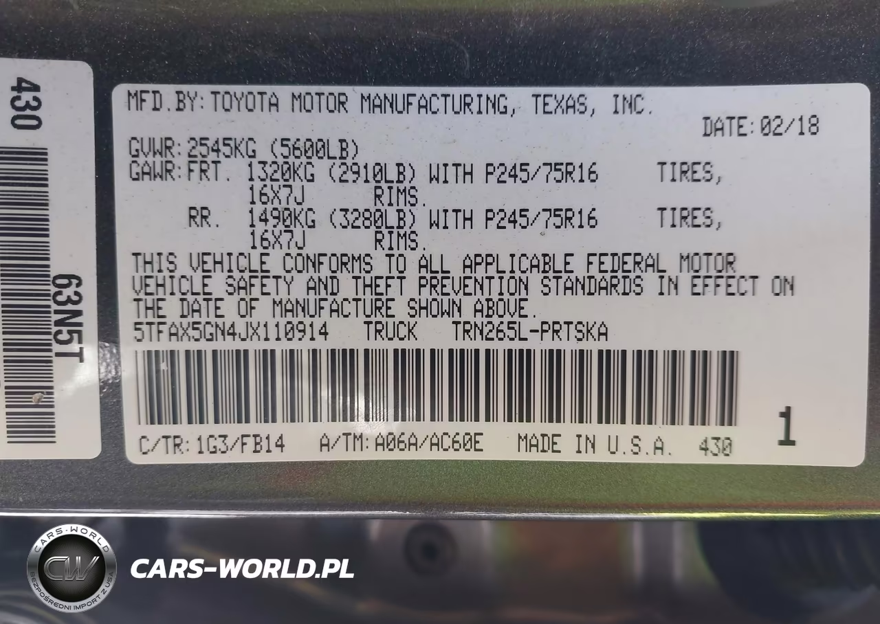 2018 Toyota Tacoma Sr VIN:5TFAX5GN4JX110914 - 9