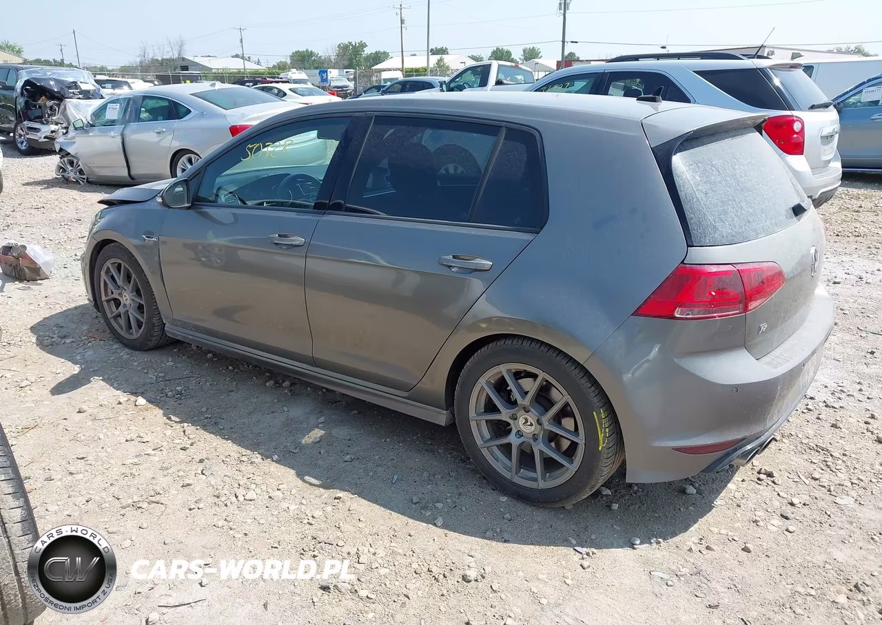 2015 Volkswagen Golf R 4-Door VIN:WVWLF7AU9FW233449 - 3