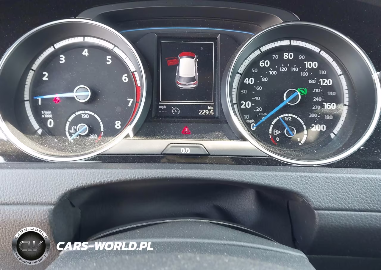 2015 Volkswagen Golf R 4-Door VIN:WVWLF7AU9FW233449 - 7