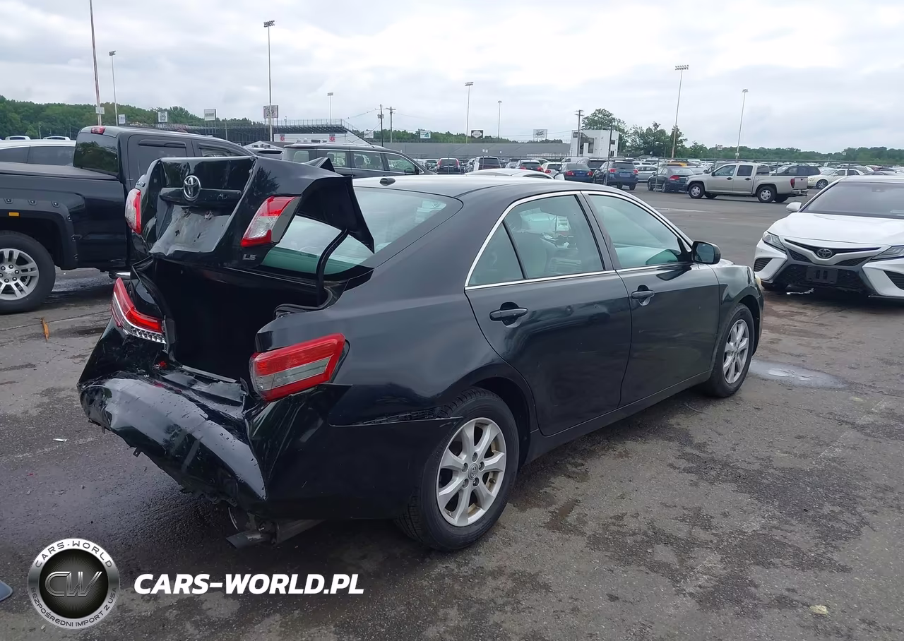2011 Toyota Camry Le VIN:4T1BF3EK8BU118484 - 4