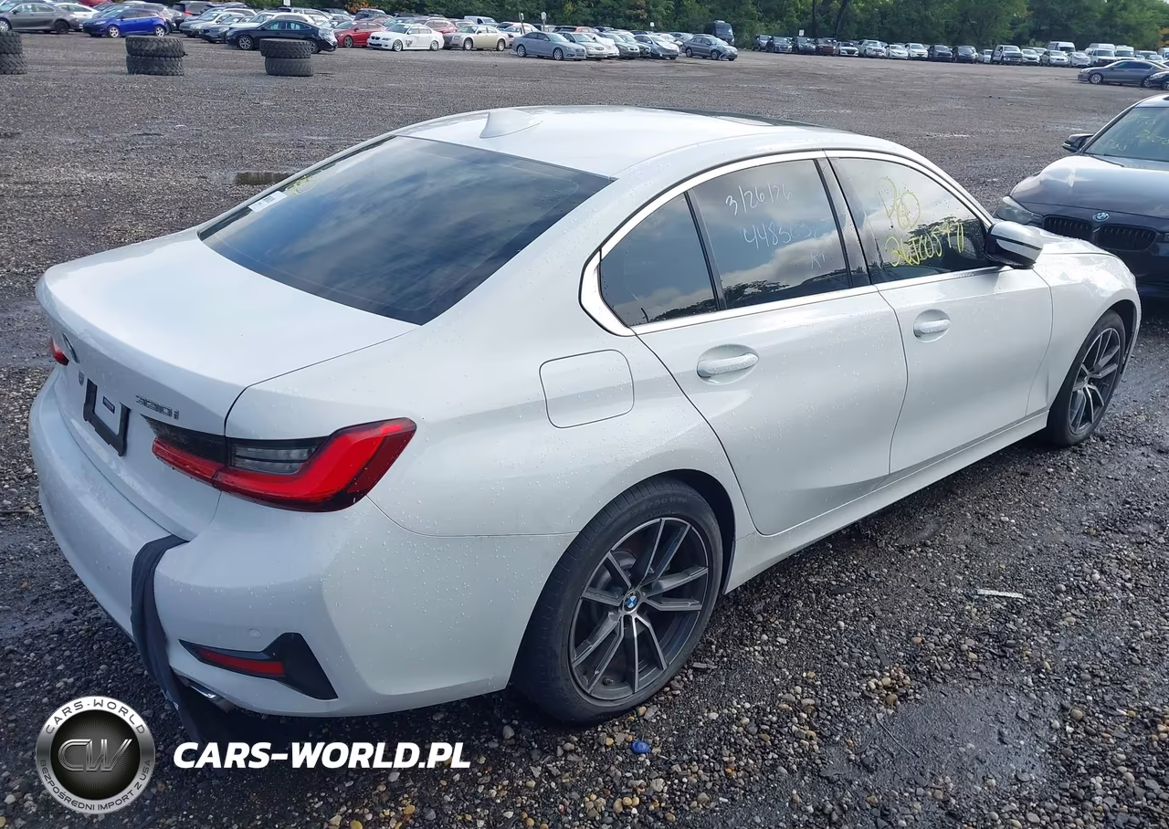 2021 BMW 330I xDrive VIN:3MW5R7J03M8B70994 - 4