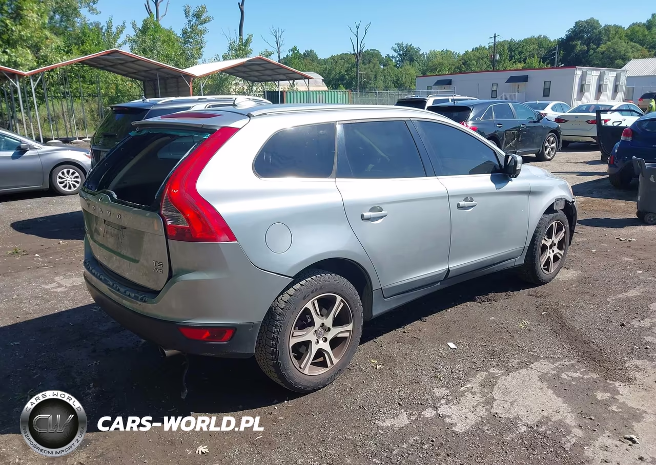 2011 Volvo Xc60 T6-T6 R-Design VIN:YV4902DZ7B2214709 - 4