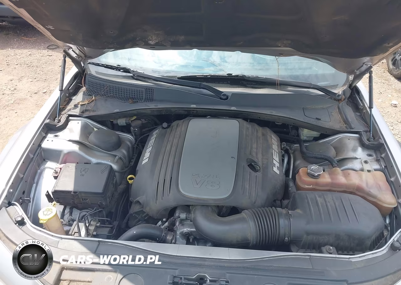 2014 Chrysler 300C VIN:2C3CCAET1EH171795 - 10