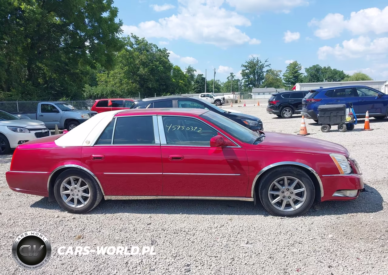 2011 Cadillac Dts Luxury Collection VIN:1G6KD5E65BU134170 - 13