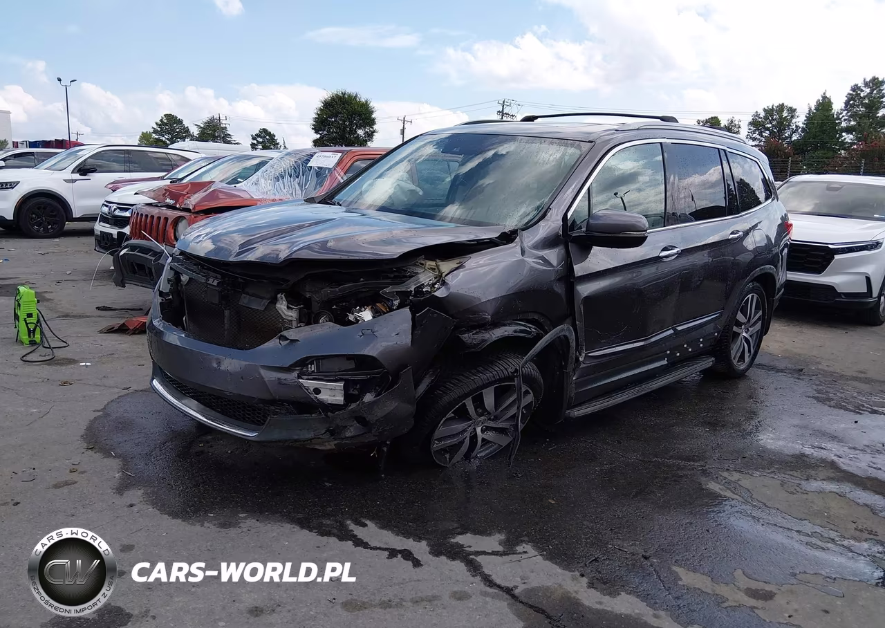 2017 Honda Pilot Touring VIN:5FNYF5H90HB039654 - 2