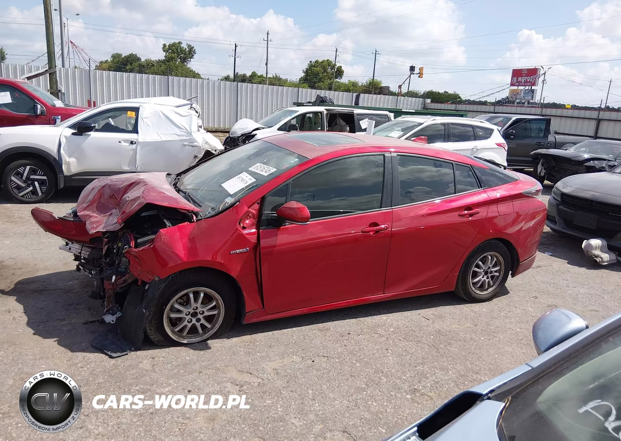 2018 Toyota Prius Four VIN:JTDKARFU5J3063910 - 14