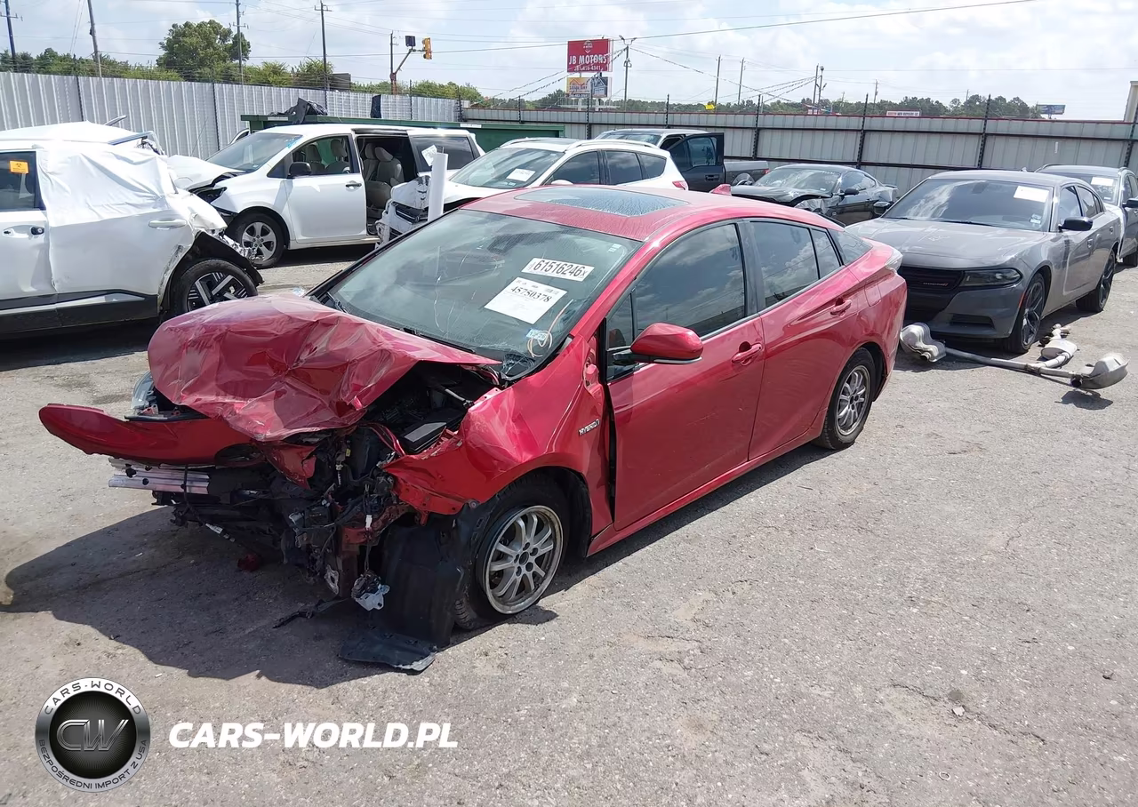 2018 Toyota Prius Four VIN:JTDKARFU5J3063910 - 2