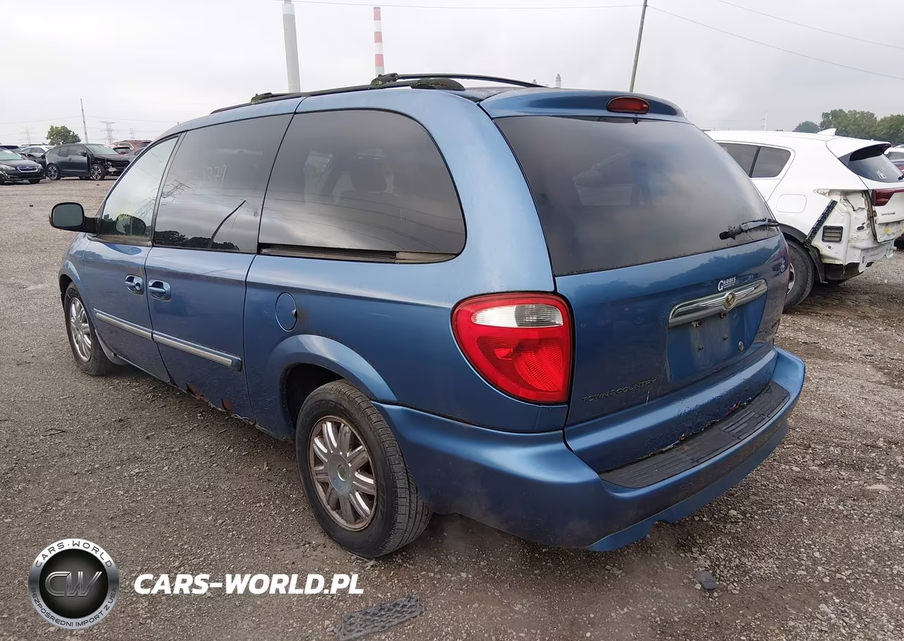 2007 Chrysler Town & Country Touring VIN:2A4GP54L37R134653 - 3