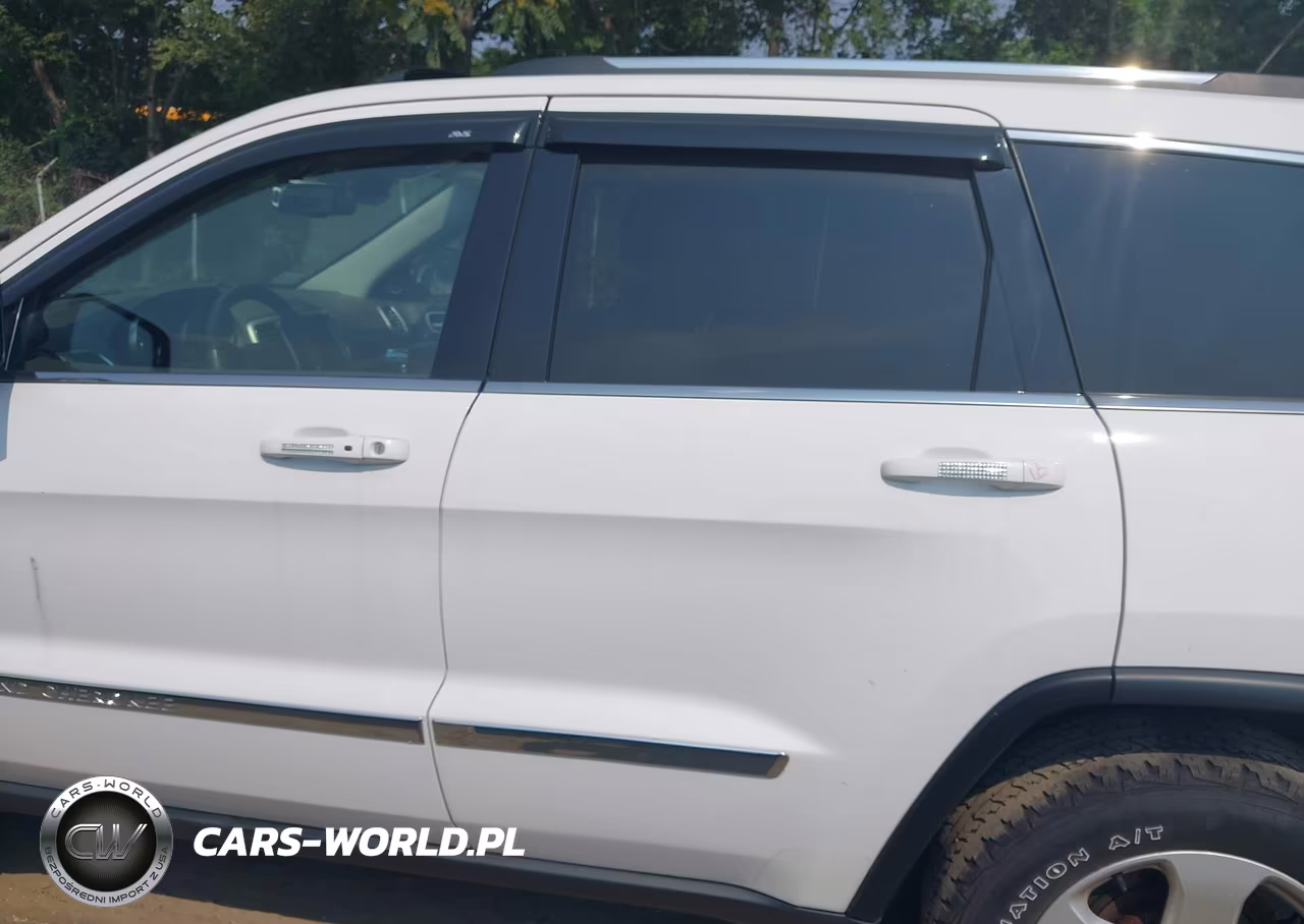 2013 Jeep Grand Cherokee Laredo VIN:1C4RJFAG4DC583633 - 14