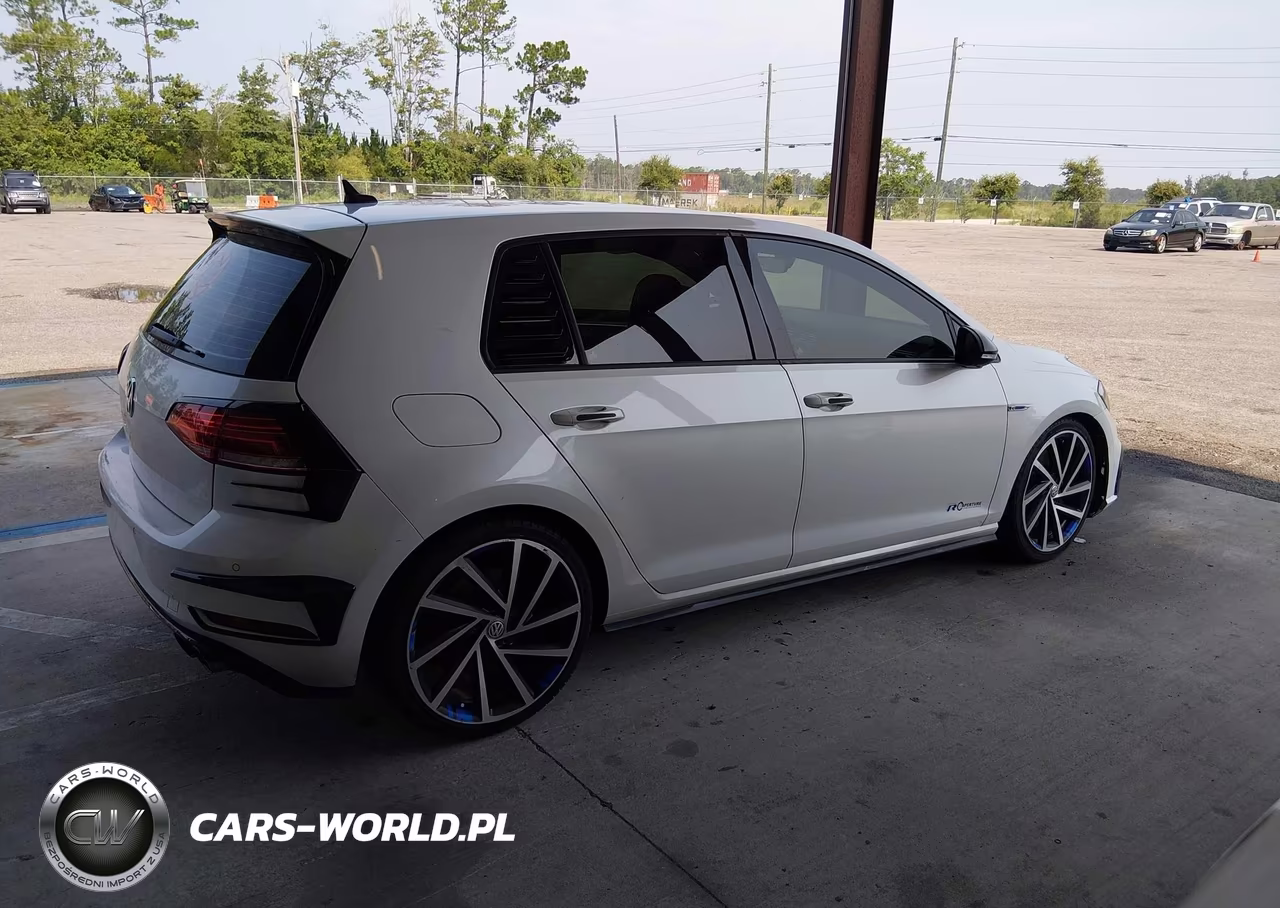 2018 Volkswagen Golf R 2.0T W-Dcc Navigation VIN:WVWWF7AU8JW178689 - 13