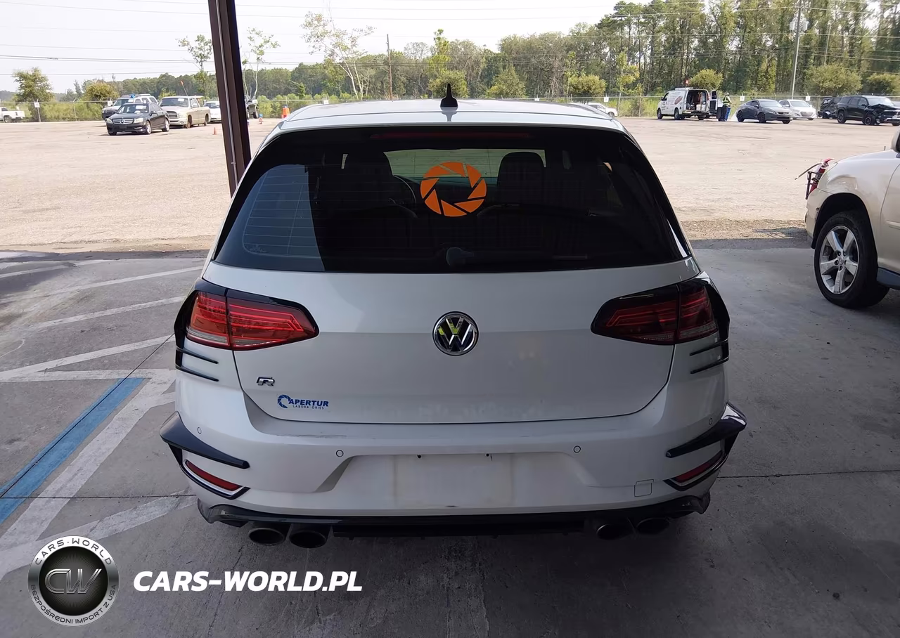 2018 Volkswagen Golf R 2.0T W-Dcc Navigation VIN:WVWWF7AU8JW178689 - 16