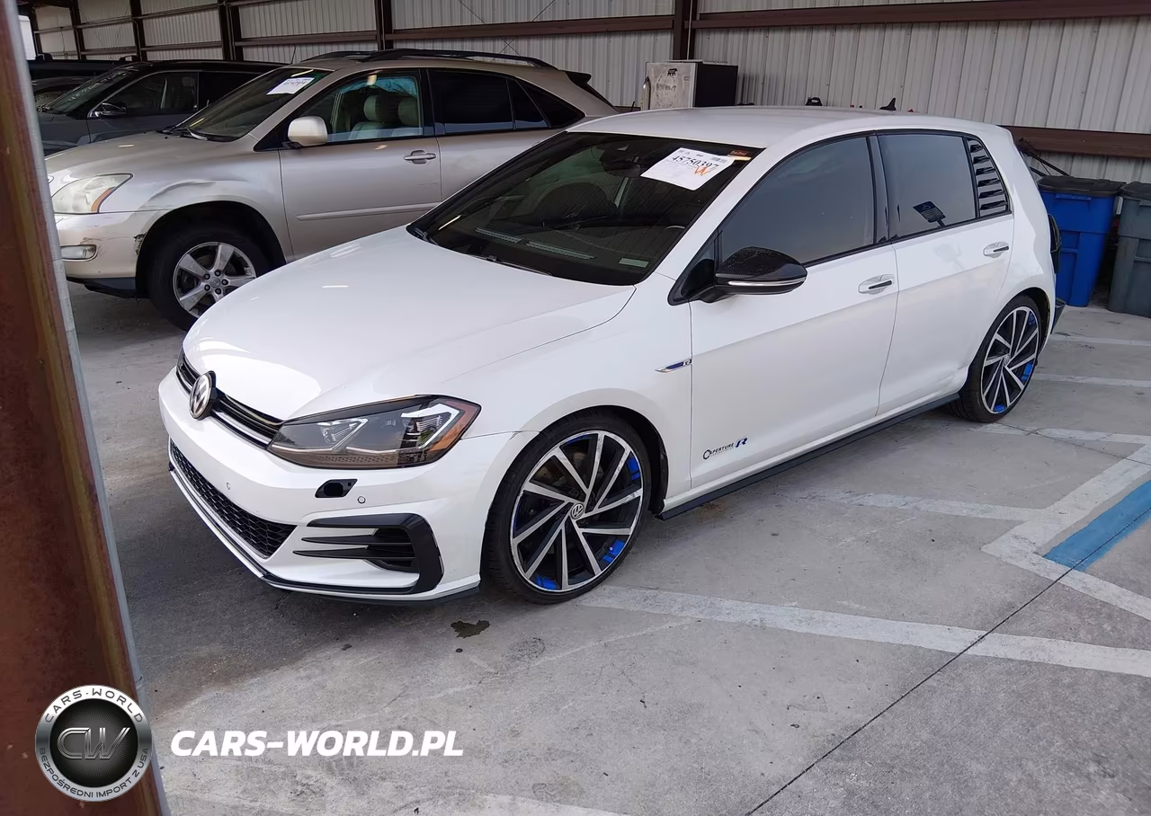 2018 Volkswagen Golf R 2.0T W-Dcc Navigation VIN:WVWWF7AU8JW178689 - 2