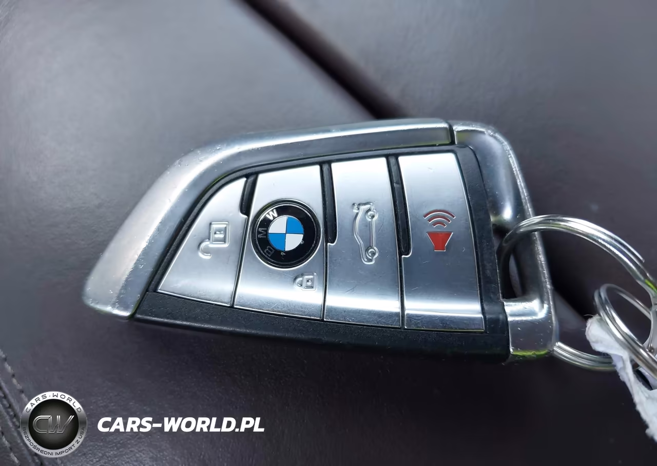 2014 BMW X5 xDrive50I VIN:5UXKR6C54E0J72837 - 11