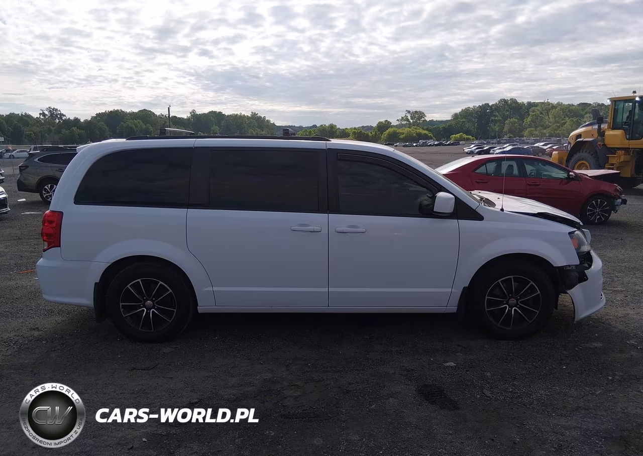 2018 Dodge Grand Caravan Se Plus VIN:2C4RDGBG4JR166575 - 13