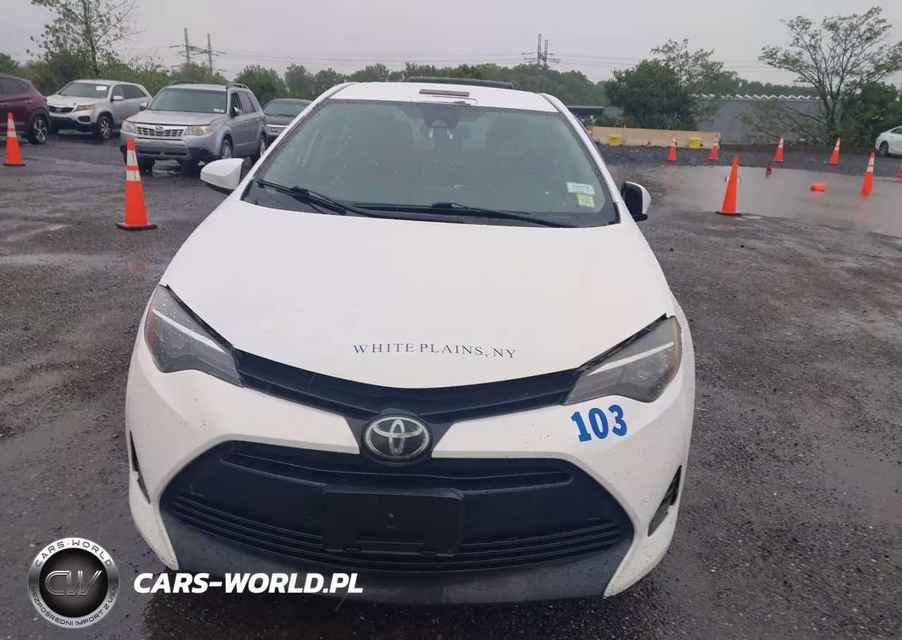 2019 Toyota Corolla Le VIN:2T1BURHE4KC227766 - 12