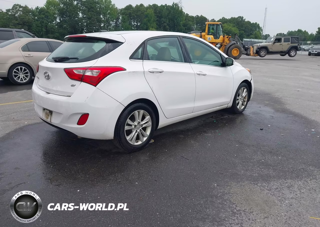 2014 Hyundai Elantra Gt VIN:KMHD35LH1EU211243 - 4