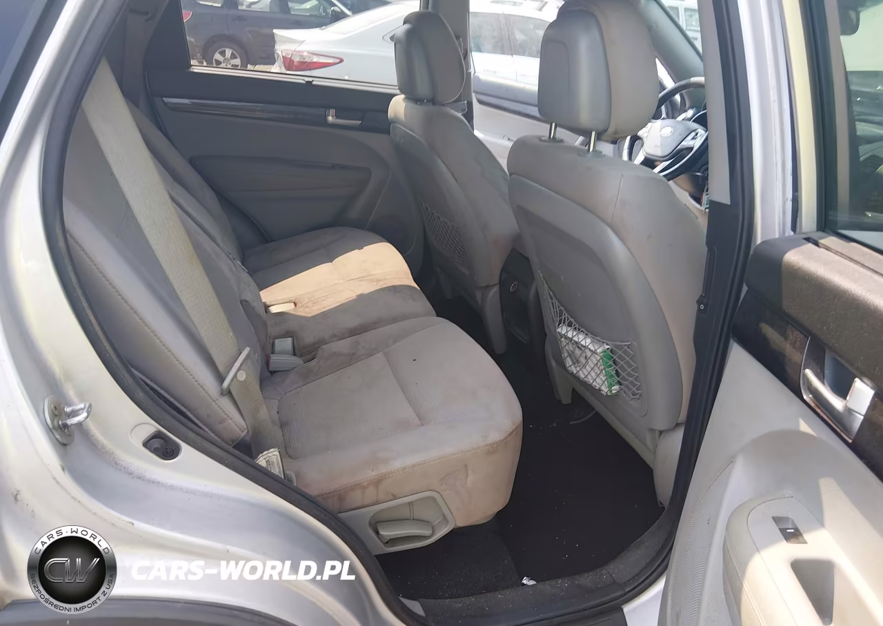 2014 Kia Sorento Lx VIN:5XYKTCA68EG450341 - 8