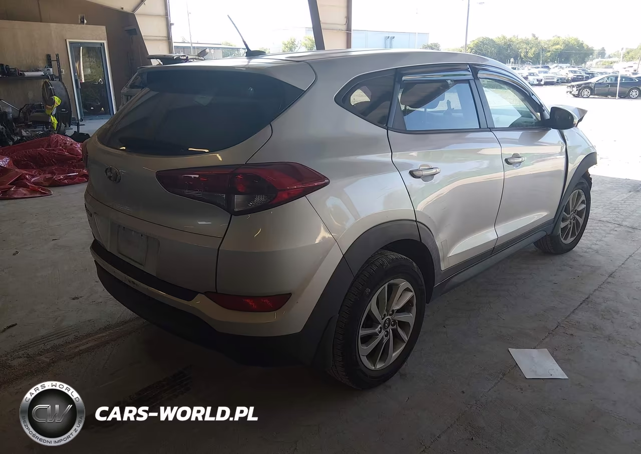 2016 Hyundai Tucson Se VIN:KM8J23A44GU089359 - 4
