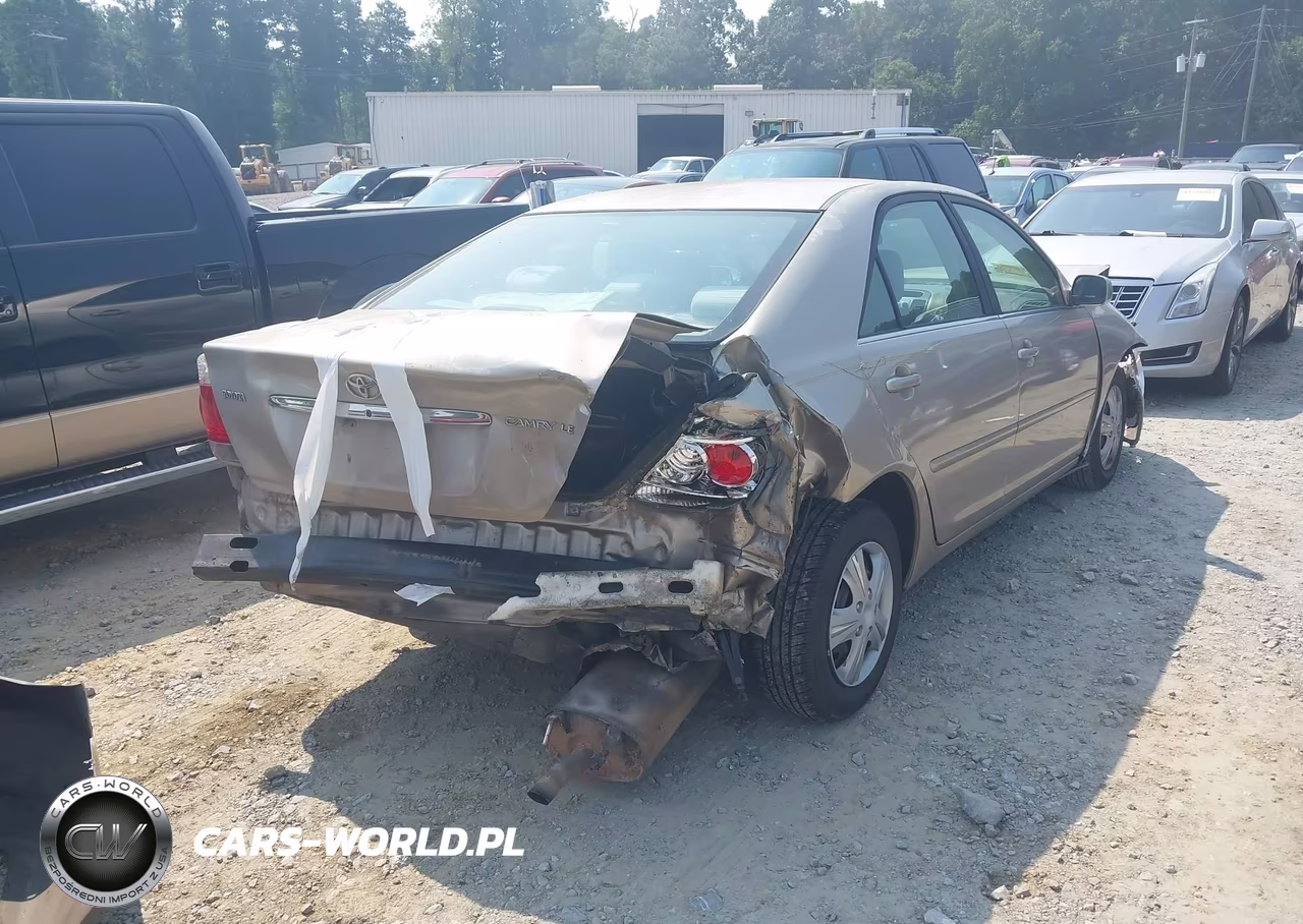 2006 Toyota Camry Le VIN:4T1BE32K96U673814 - 4
