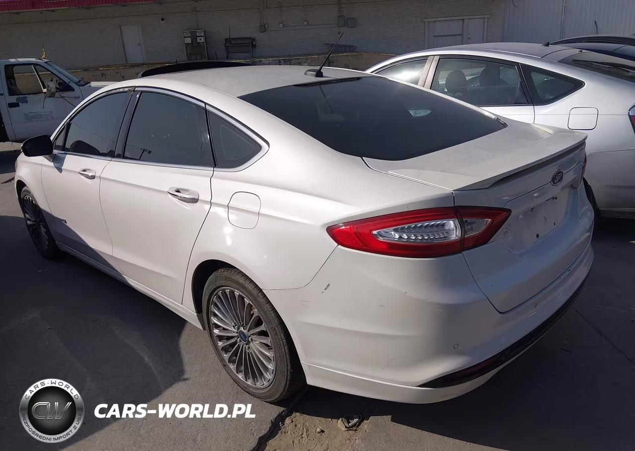 2013 Ford Fusion Hybrid Titanium VIN:3FA6P0RUXDR289203 - 3