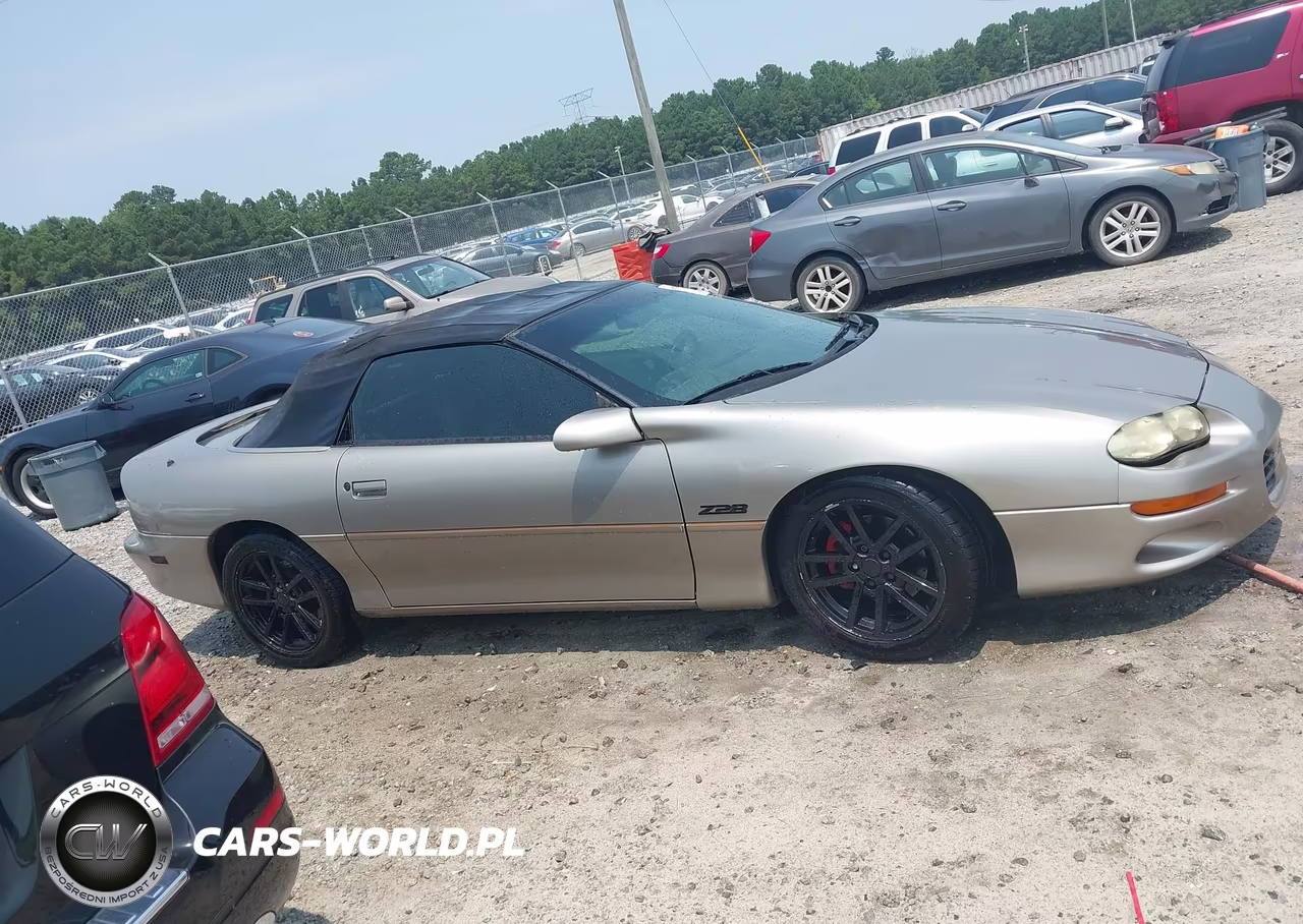 2000 Chevrolet Camaro Z28 VIN:2G1FP32G2Y2105885 - 13