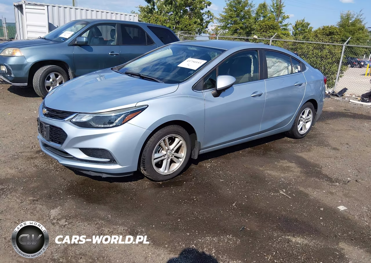 2018 Chevrolet Cruze Lt Auto VIN:1G1BE5SM9J7221881 - 2
