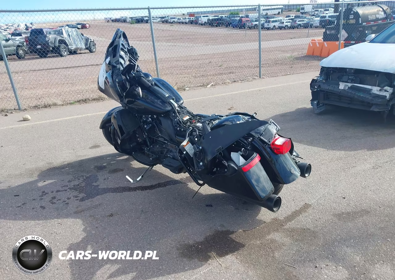 2020 Harley-Davidson Flhtk VIN:1HD1KEF2XLB637389 - 3