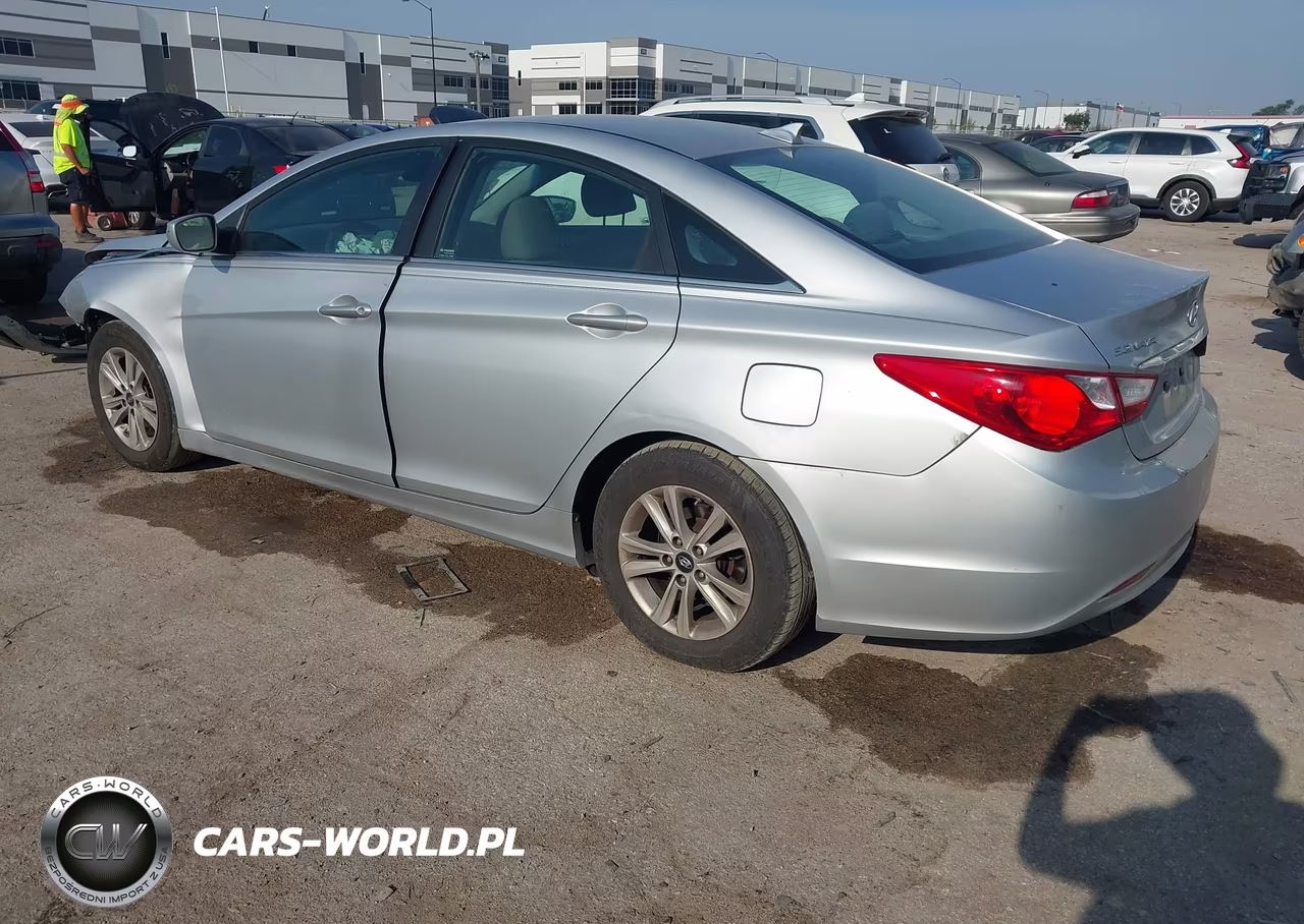 2013 Hyundai Sonata Gls VIN:5NPEB4AC4DH631682 - 3