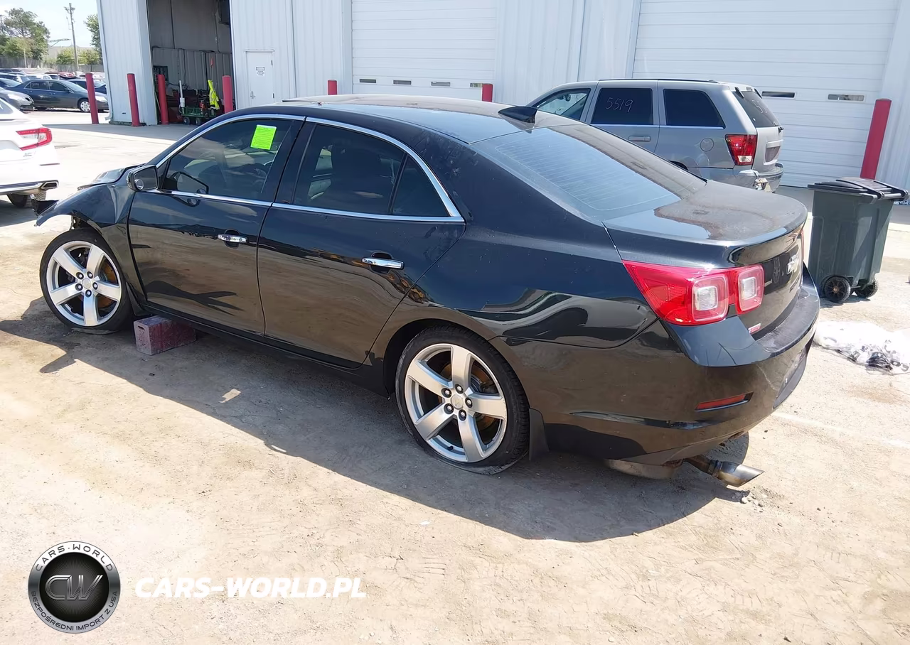 2015 Chevrolet Malibu 2Lz VIN:1G11G5SX9FF233946 - 3