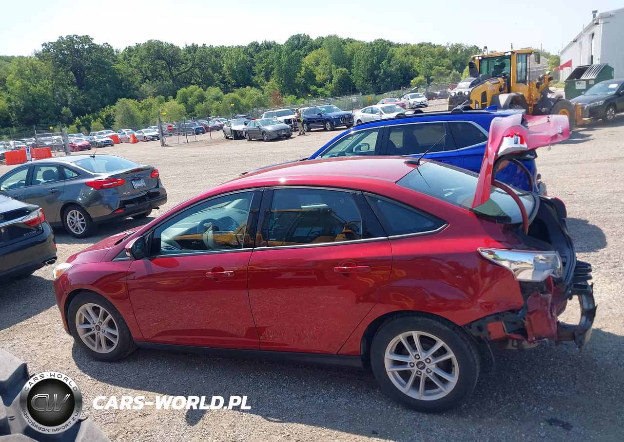 2017 Ford Focus Se VIN:1FADP3F26HL346609 - 15