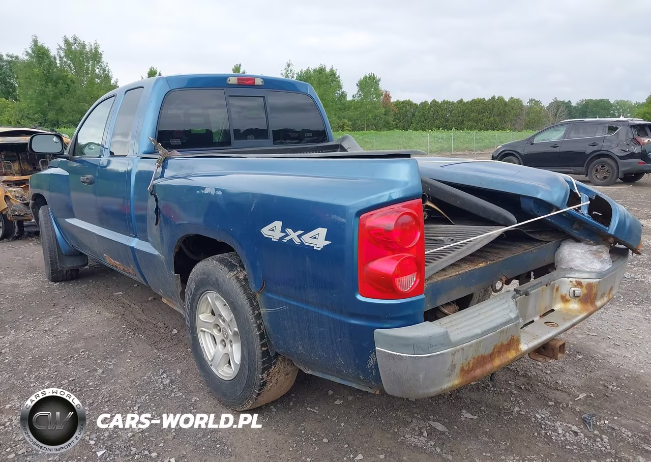 2005 Dodge Dakota Slt VIN:1D7HW42N55S226084 - 3