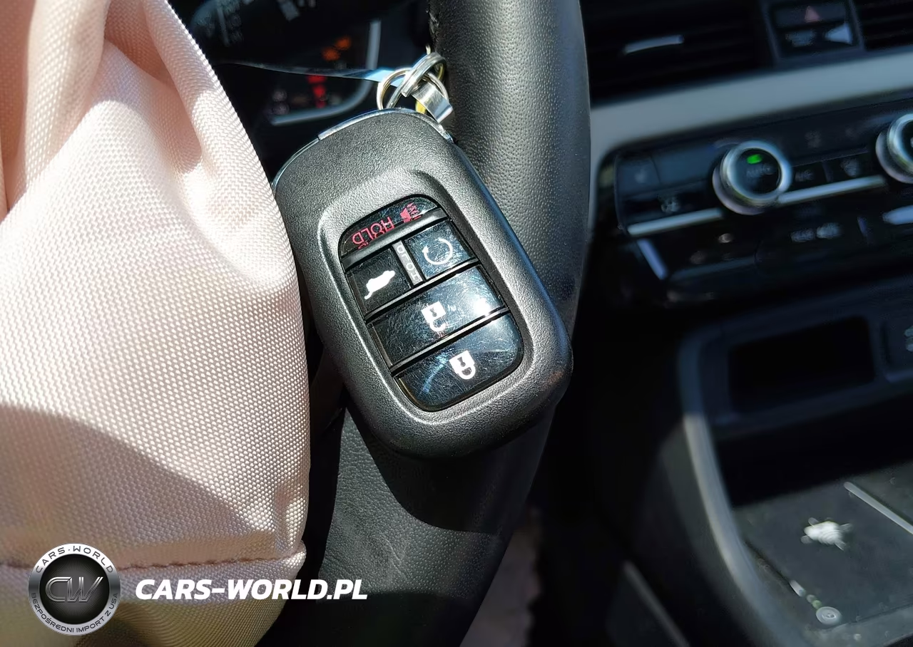 2026 Honda Pilot Touring-Touring Blackout VIN:5FNYG1H79TB004494 - 11