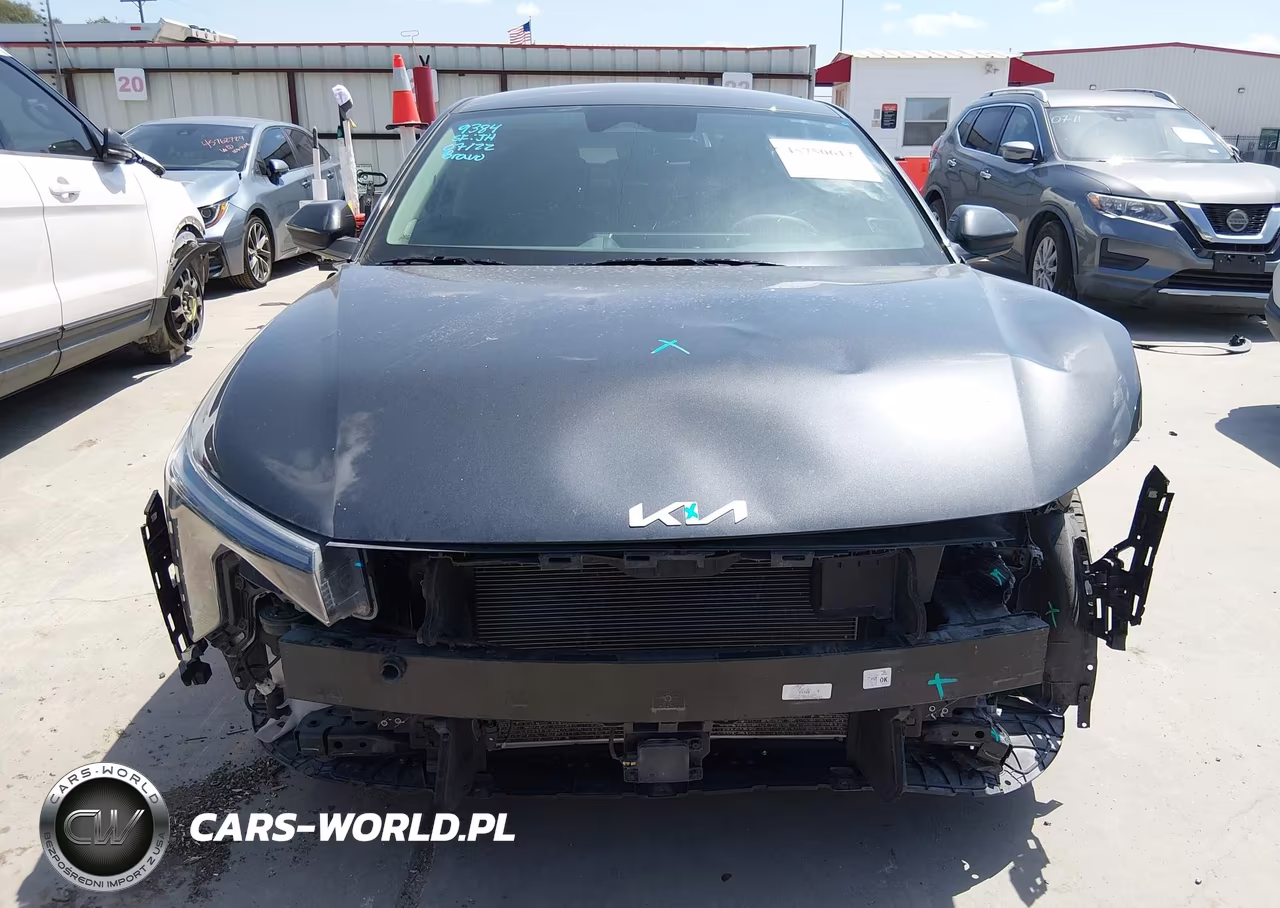 2025 Kia K4 Lxs VIN:3KPFT4DE3SE115197 - 13