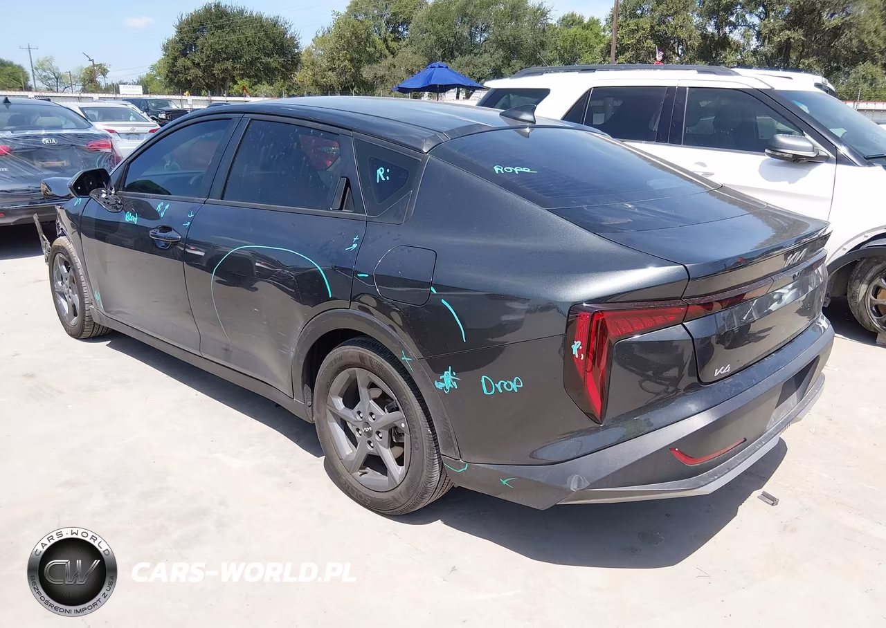 2025 Kia K4 Lxs VIN:3KPFT4DE3SE115197 - 3