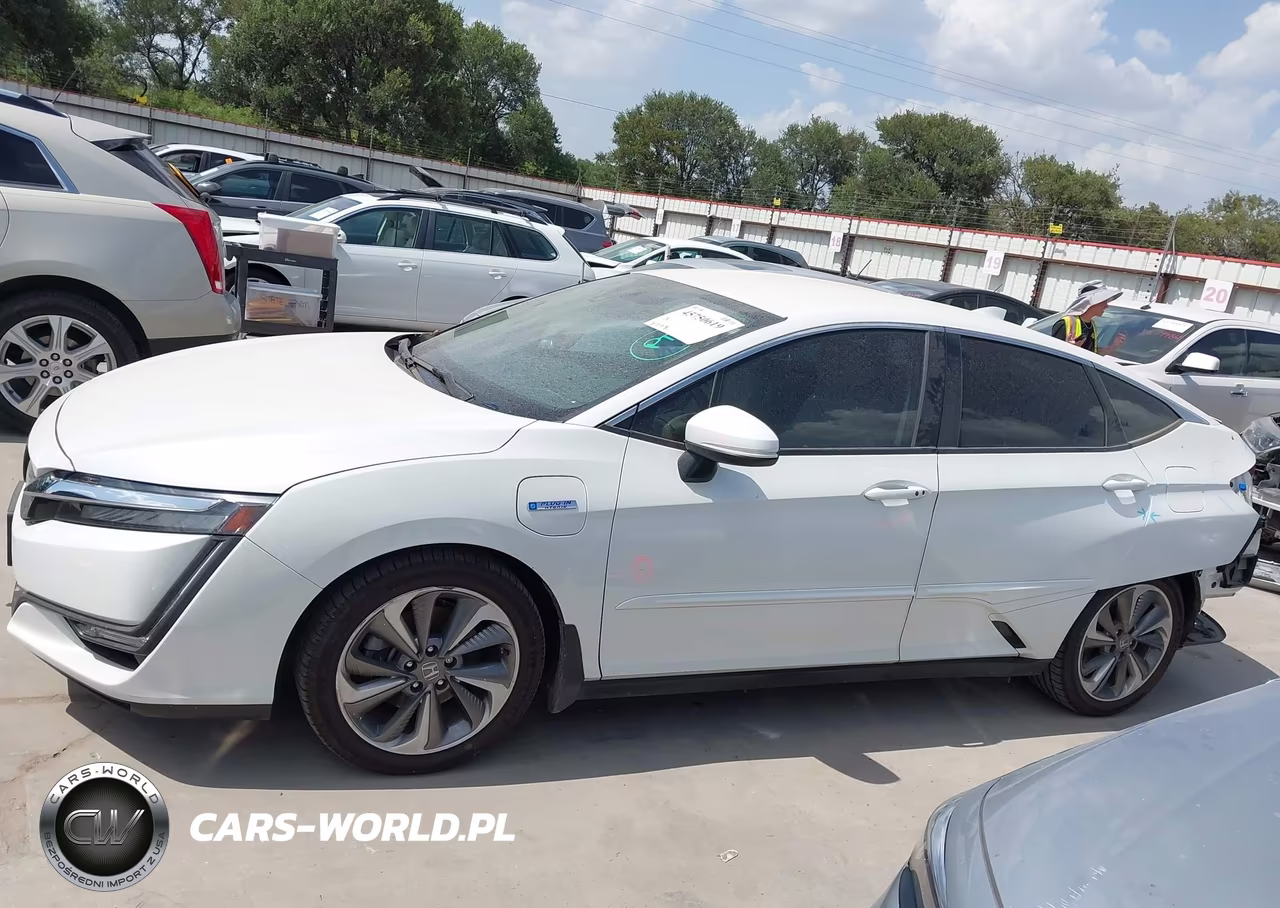 2020 Honda Clarity Plug-In Hybrid Touring VIN:JHMZC5F31LC000328 - 15