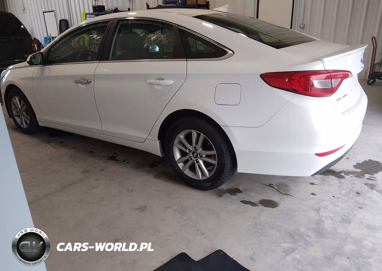 2015 Hyundai Sonata Se VIN:5NPE24AFXFH004417 - 3