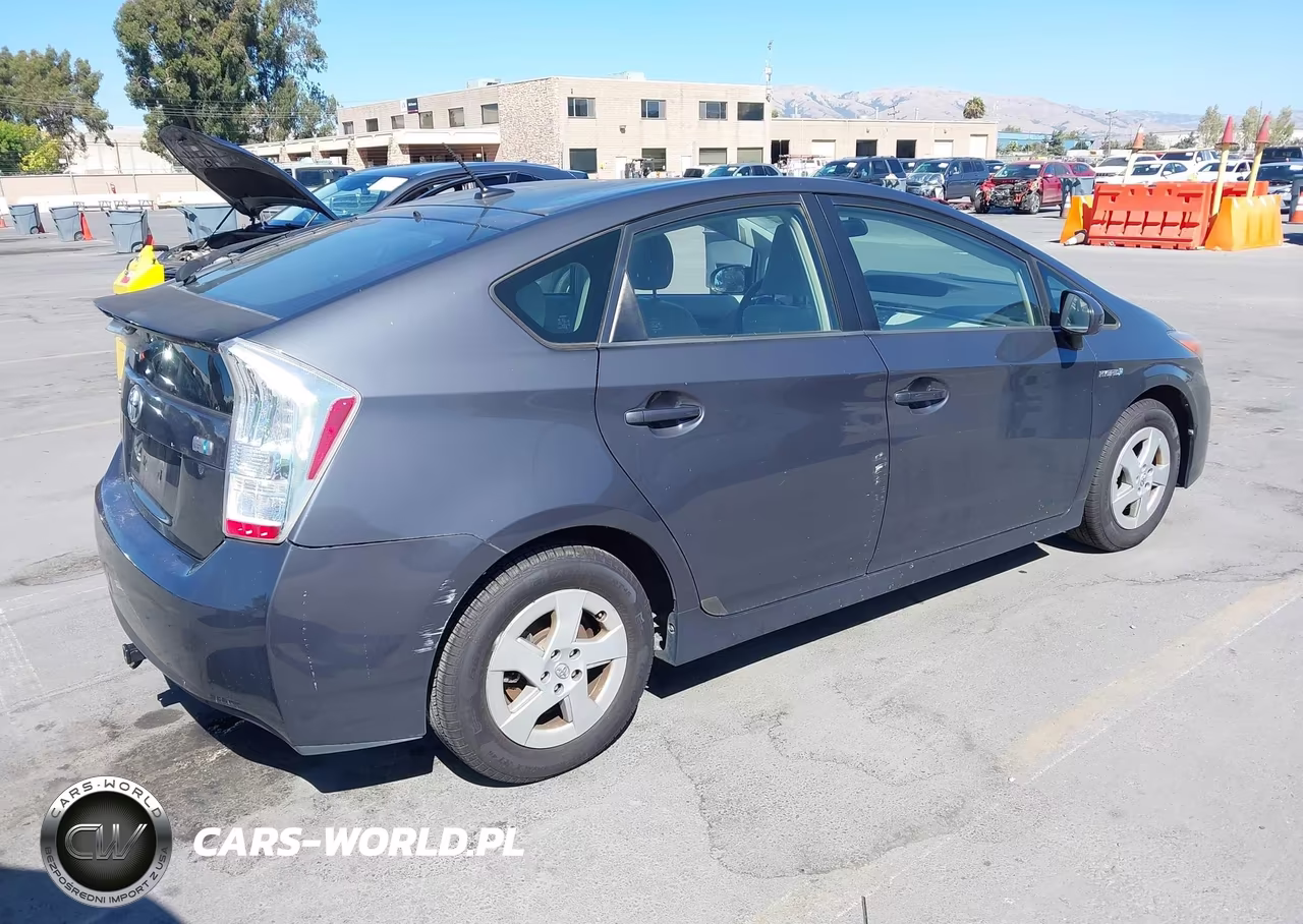 2010 Toyota Prius Iii VIN:JTDKN3DU3A1260896 - 4