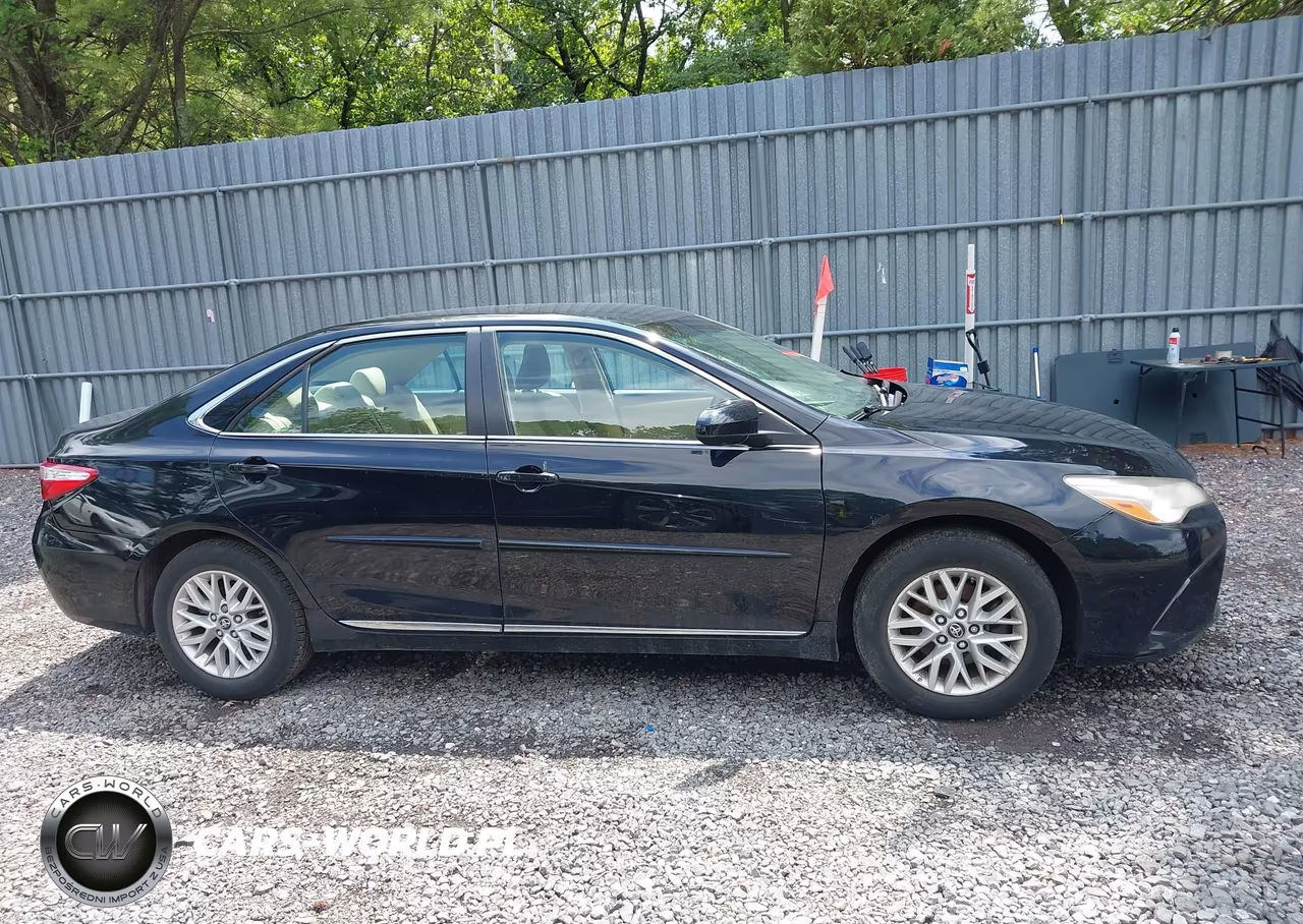 2017 Toyota Camry Le VIN:4T1BF1FK5HU433643 - 13