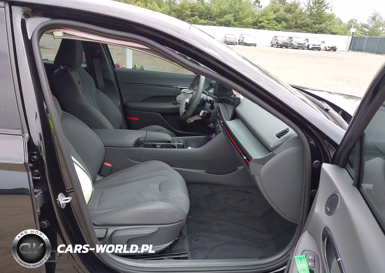 2026 Hyundai Sonata N Line VIN:KMHL54JC4TA542274 - 5