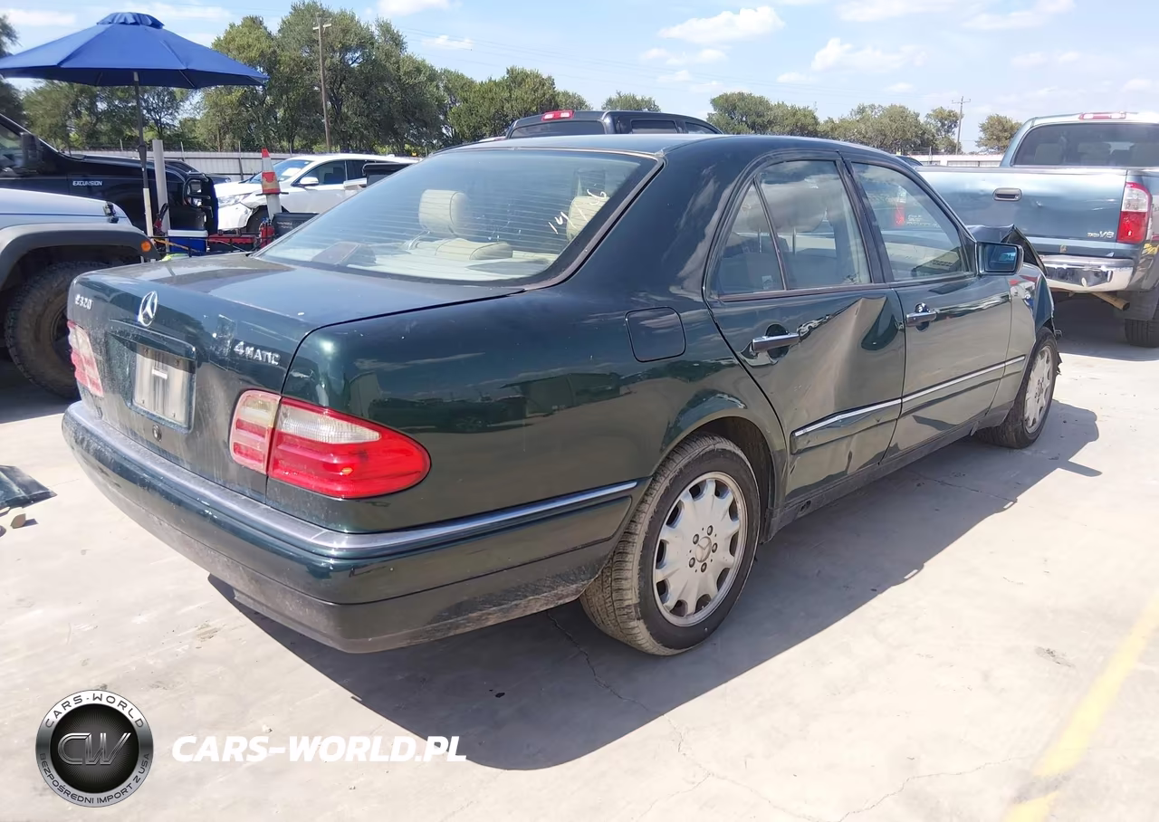 1998 Mercedes-Benz E 320 Awd VIN:WDBJF82F0WX011923 - 4