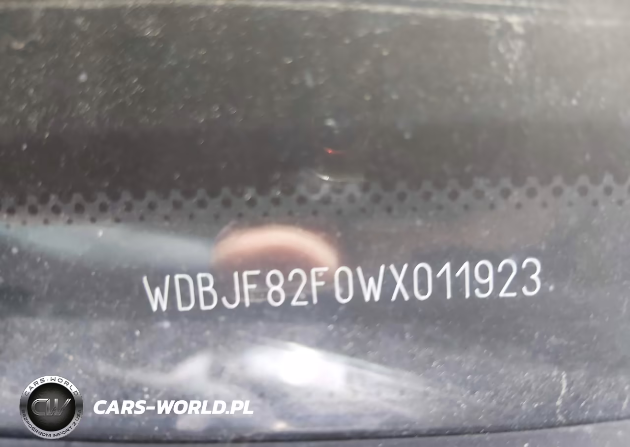1998 Mercedes-Benz E 320 Awd VIN:WDBJF82F0WX011923 - 9