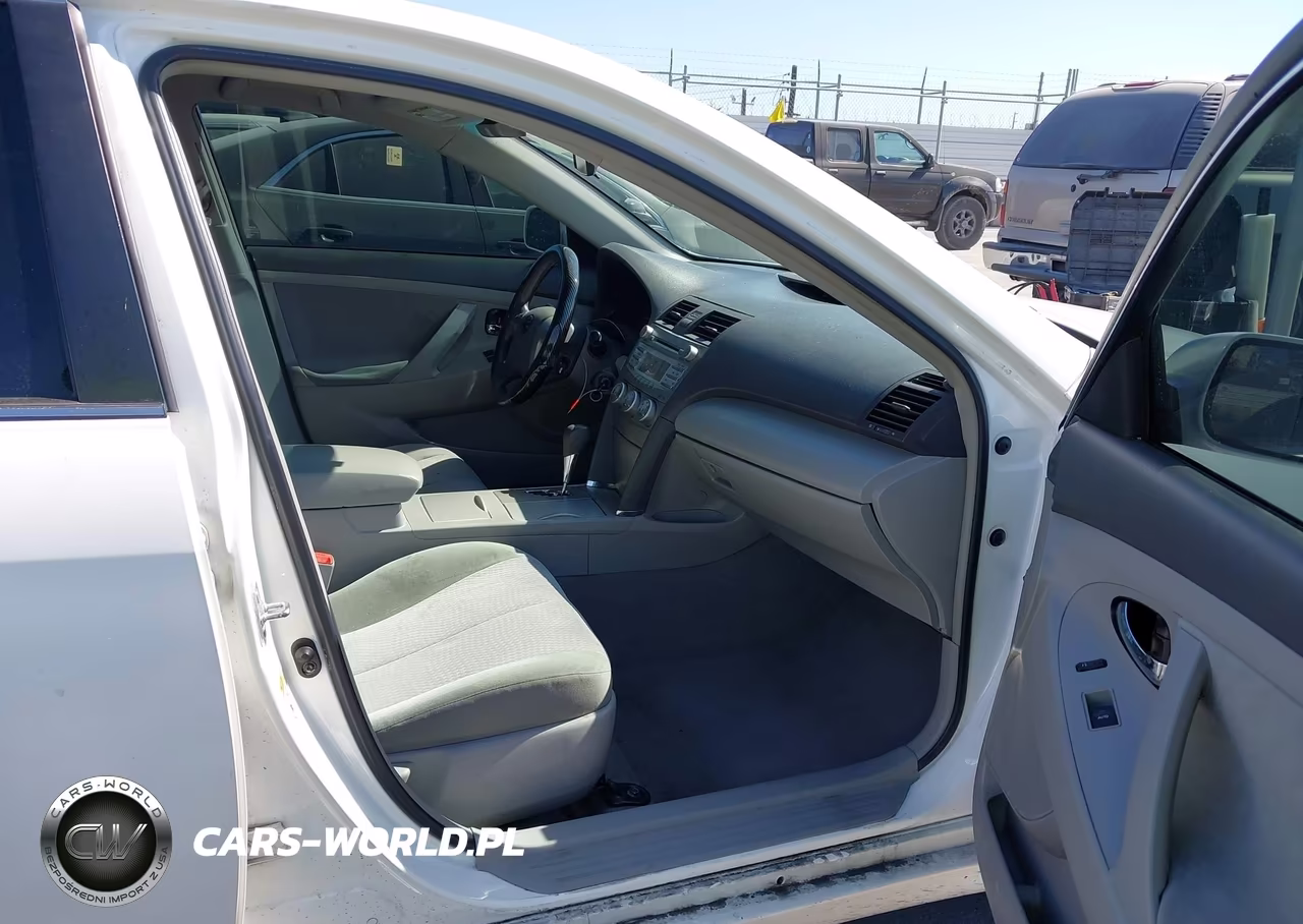 2010 Toyota Camry Le VIN:4T4BF3EK7AR087071 - 5